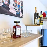 Helena Apartments - Primo Canto
